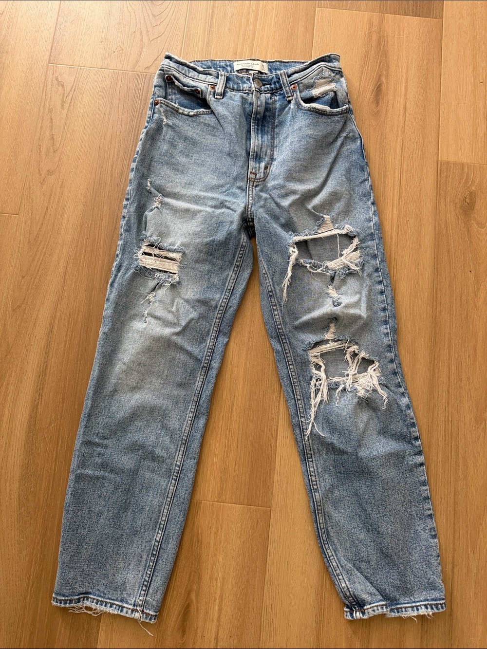 Abercrombie & Fitch Curve Love The Ankle Straight Ultra High Rise